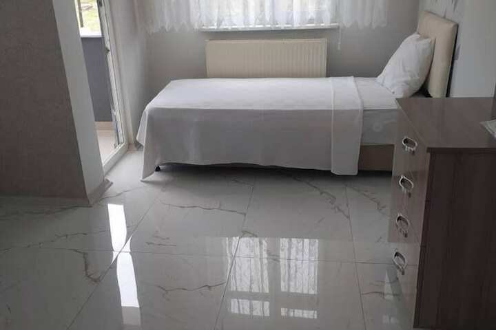 Room 2 of 21