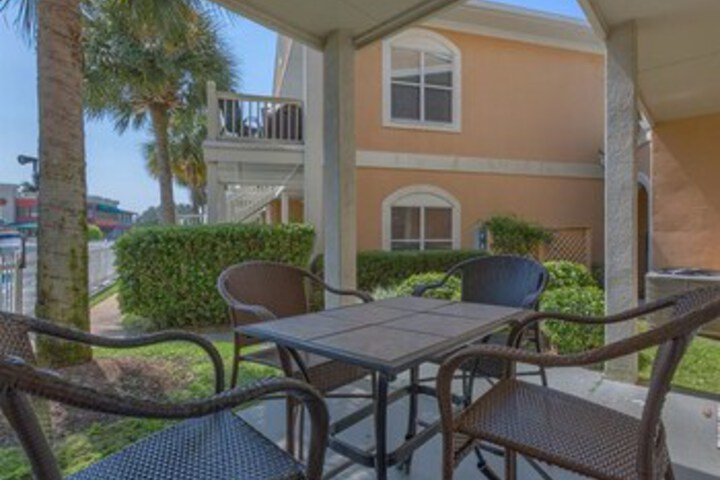 Terrace/Patio 2 of 41