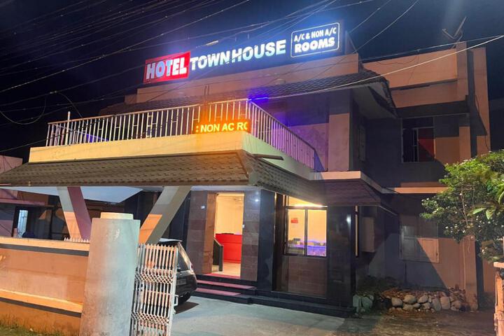 Photo of Hotel Sunday - Townhouse Club Airport Trivandrum