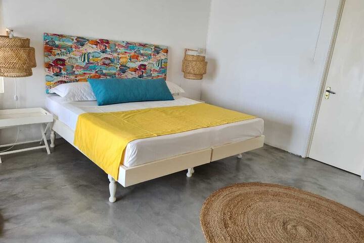 Room 5 of 22