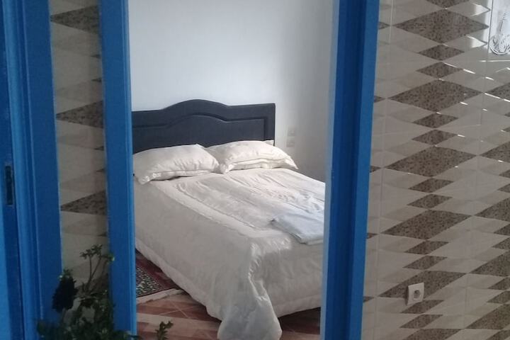Room 3 of 8