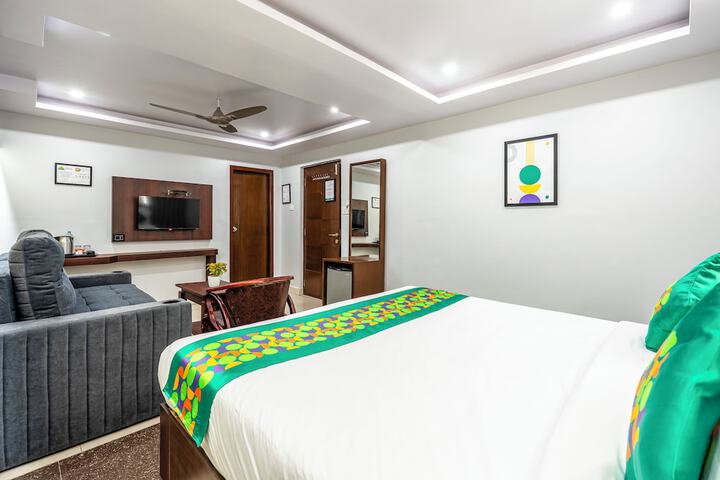 Room 10 of 36