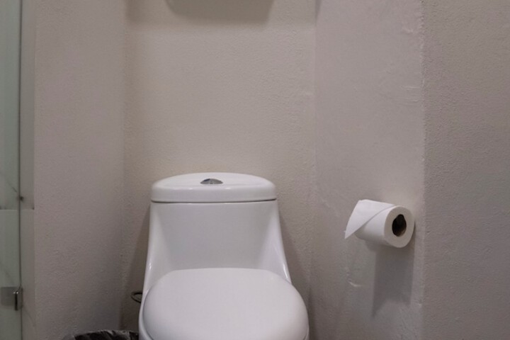Room 62 of 75