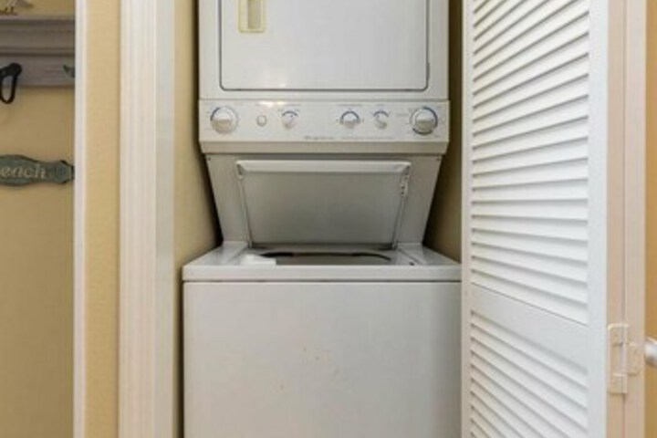 Laundry 47 of 151