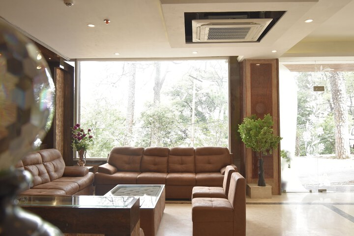 Hotel Interior 5 of 111