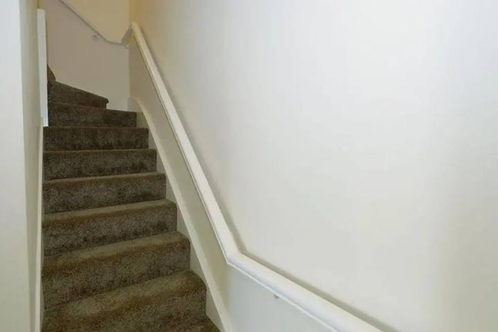 Room 9 of 14