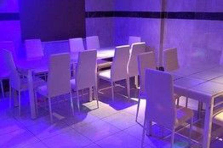Dining 3 of 29