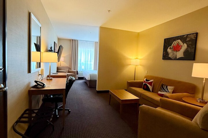 Room 12 of 30