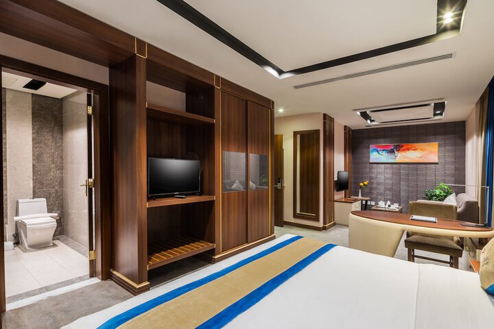 Room 20 of 52