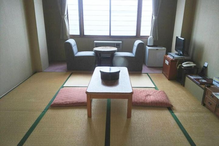 Room 15 of 30