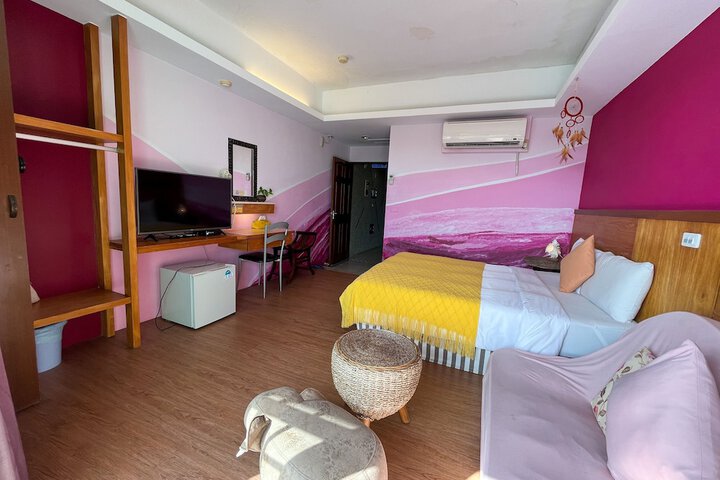Room 5 of 39