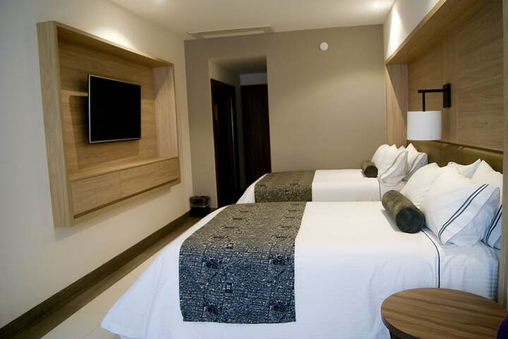 Room 6 of 79