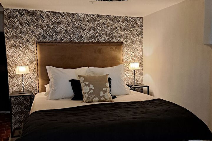 Room 11 of 72