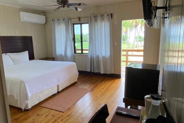 Room 4 of 22