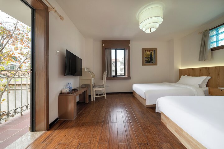 Room 29 of 85