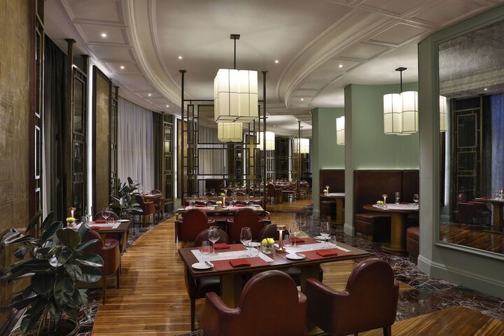 Dining 73 of 128