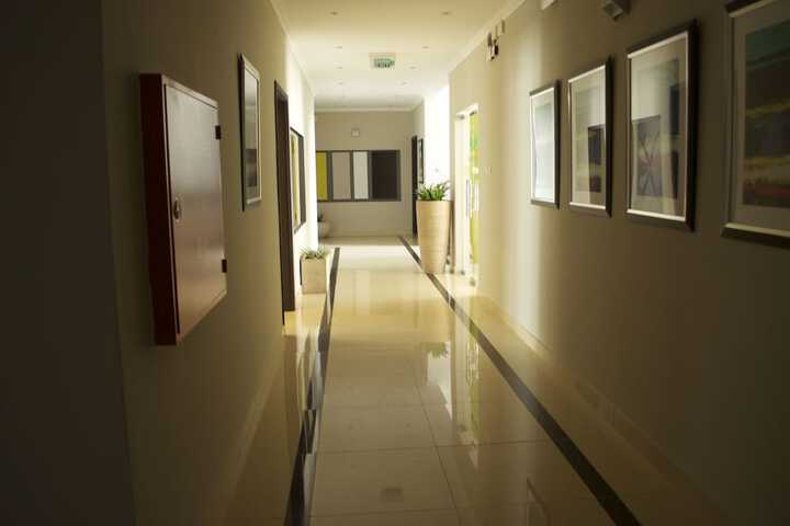 Ballroom/Hall 23 of 24