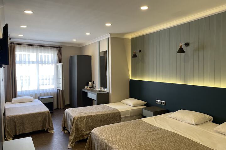 Room 19 of 32