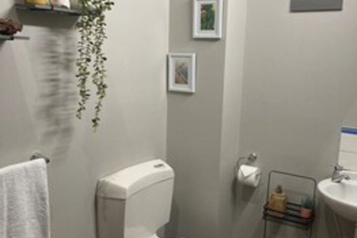 Room 169 of 243