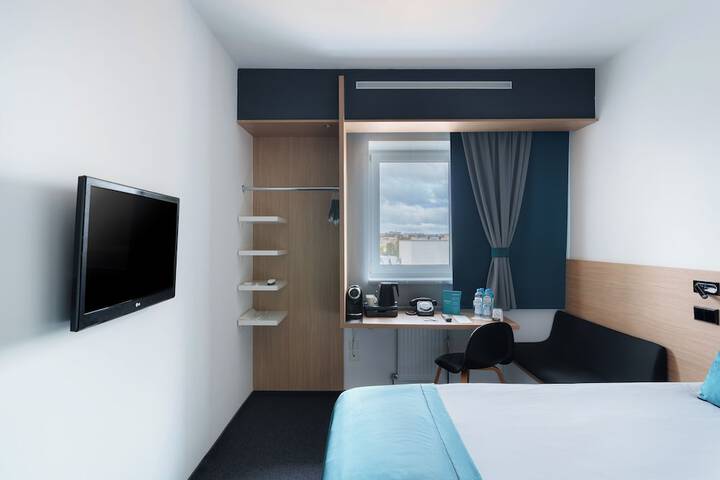 Room 19 of 63