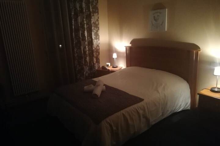 Room 9 of 44