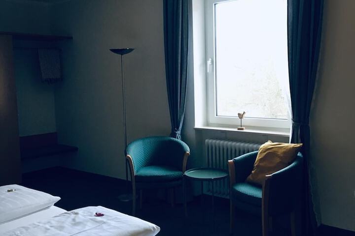 Room 23 of 47