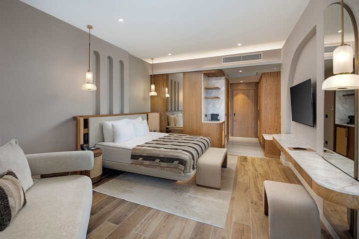 Room 42 of 189
