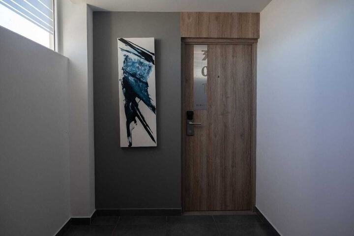 Room 12 of 29