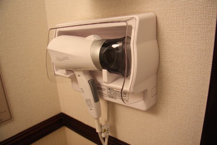 Room 15 of 35