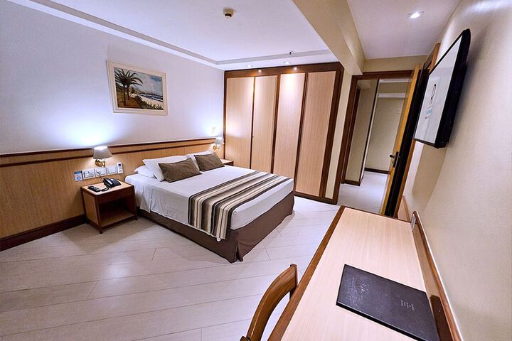 Room 28 of 78