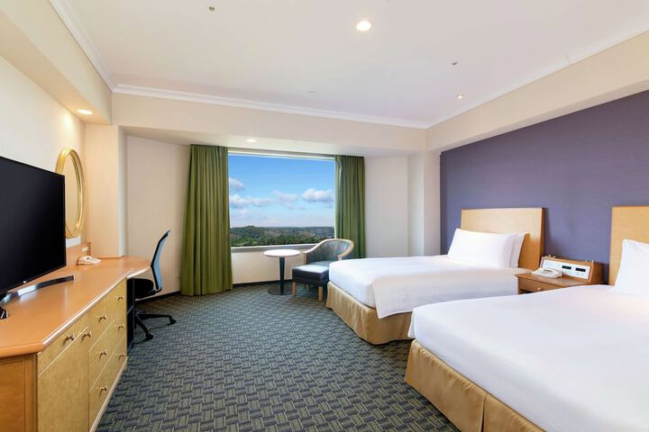Room 25 of 128