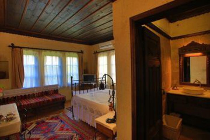 Room 81 of 127