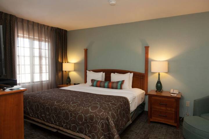 Room 16 of 53