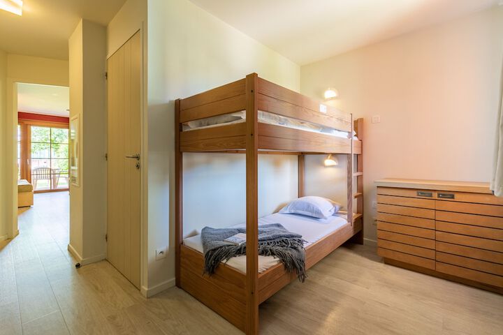 Room 4 of 55