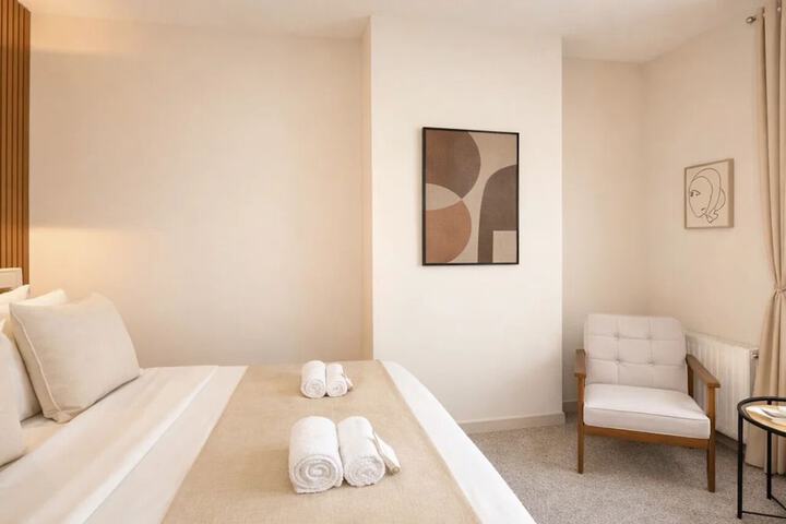 Room 22 of 159