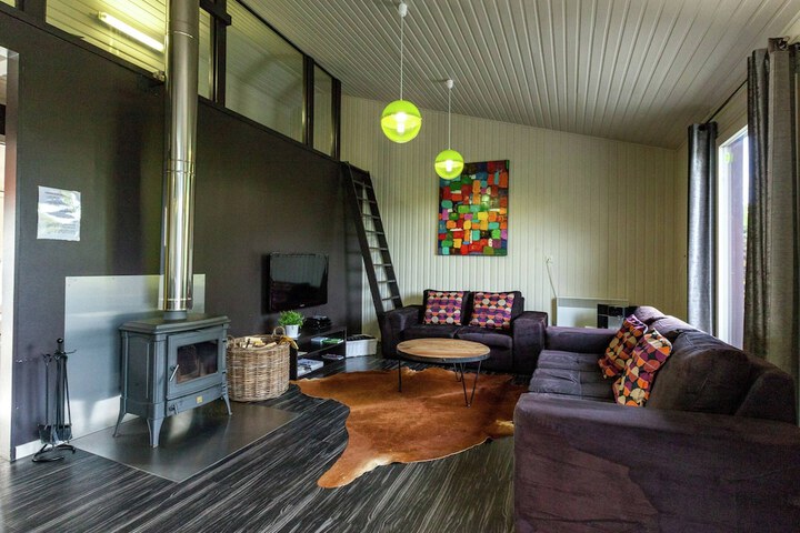 Room 21 of 53