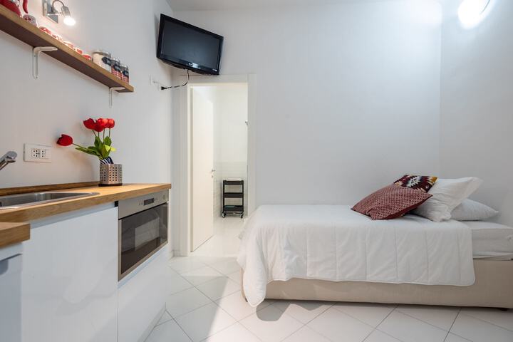 Room 5 of 21