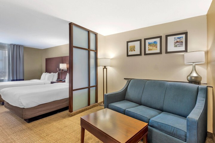 Room 18 of 46