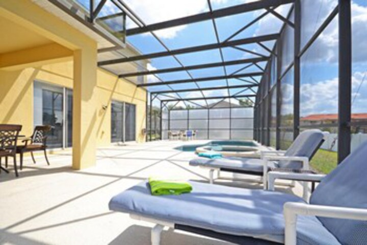 Terrace/Patio 3 of 38