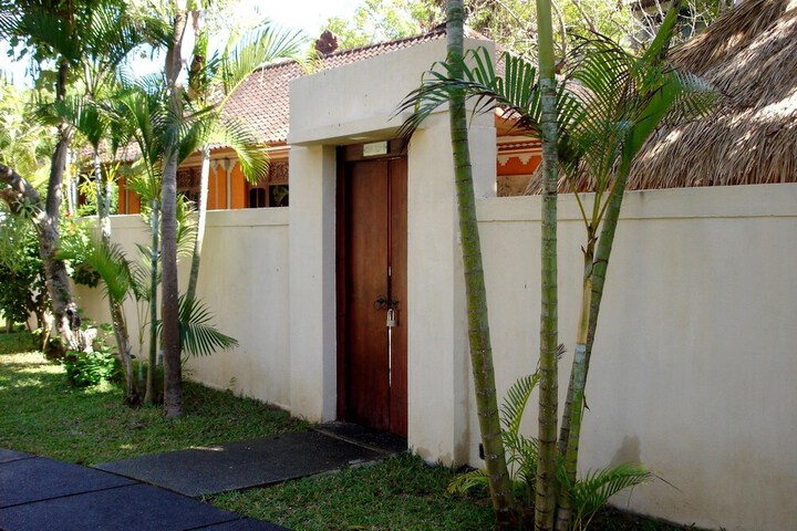 Property Grounds 23 of 26