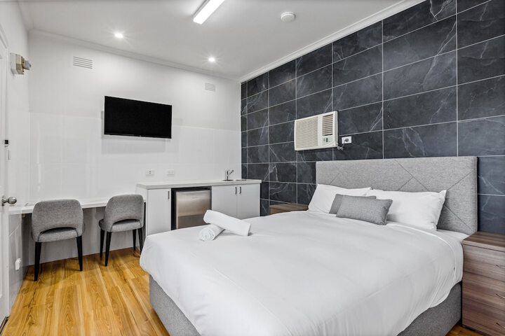 Room 8 of 45