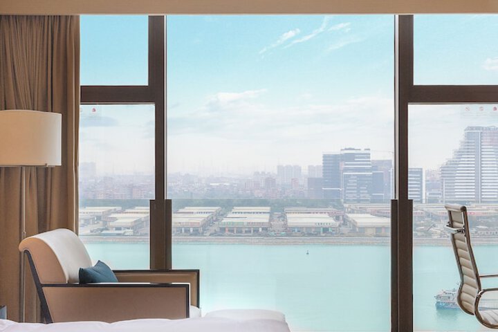Room 19 of 70