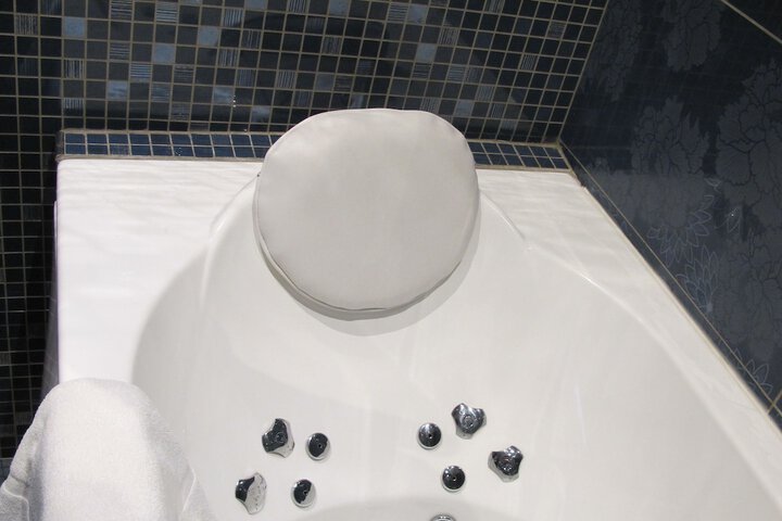 Hot Tub 47 of 62