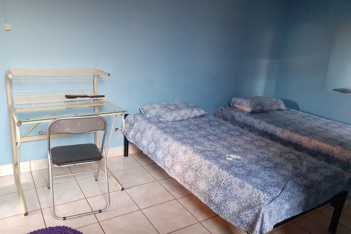 Room 11 of 16
