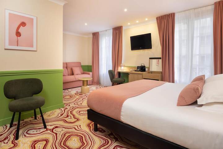 Room 40 of 84
