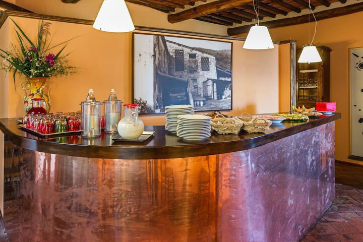 Breakfast area