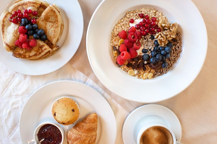 Breakfast/Coffee Service 33 of 41