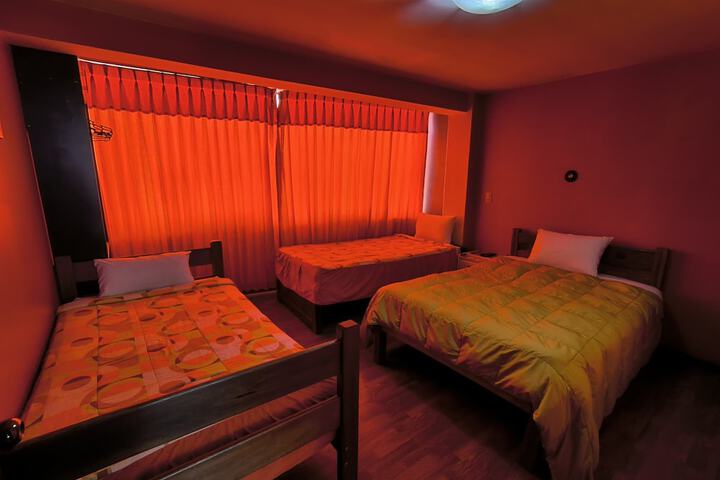 Room 3 of 8