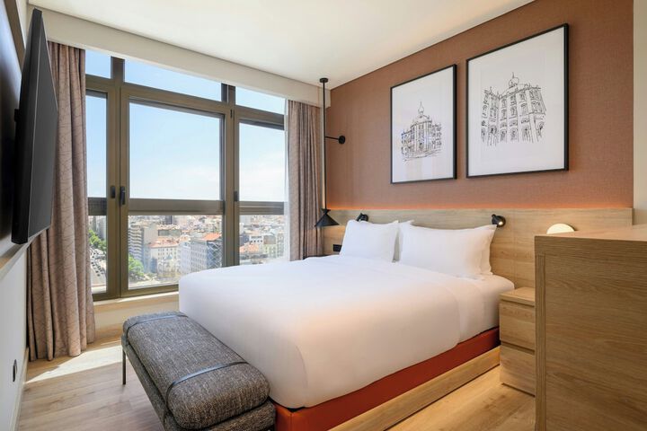 Room 42 of 56