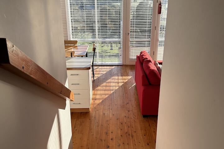 Room 2 of 149